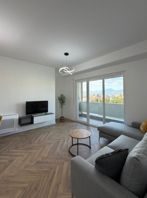 Jepet me Qira Apartament 1+1 + Post Parkimi – Golden Park