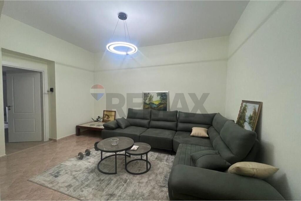 Apartament-Per Qera-Komuna e Parisit,Tirane