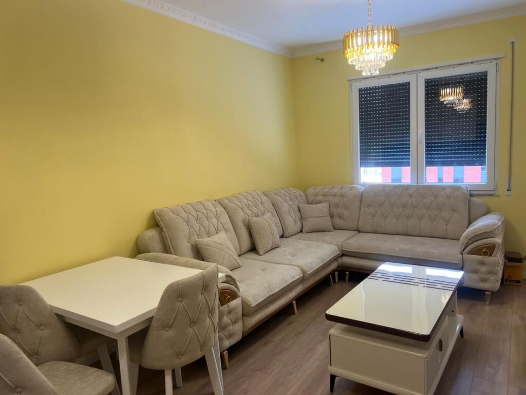 Apartment 1+1 for rent in Kamez/OSBE Street