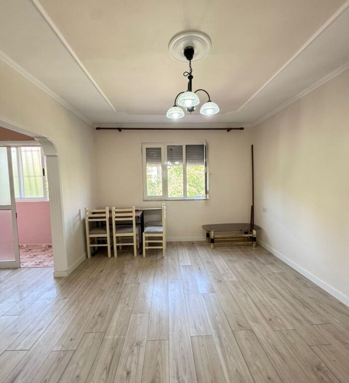 📌Shitet Apartament 1+1 tek Rruga Irfan Tomini