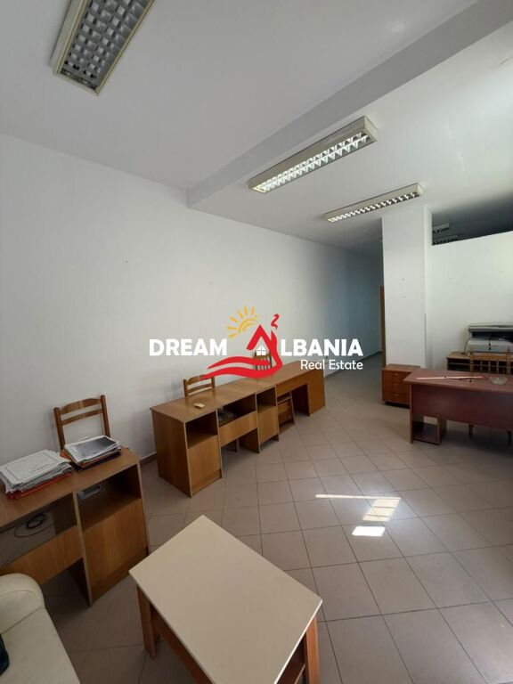 Office for Rent on Fortuzi Street – Tirana (42611550)