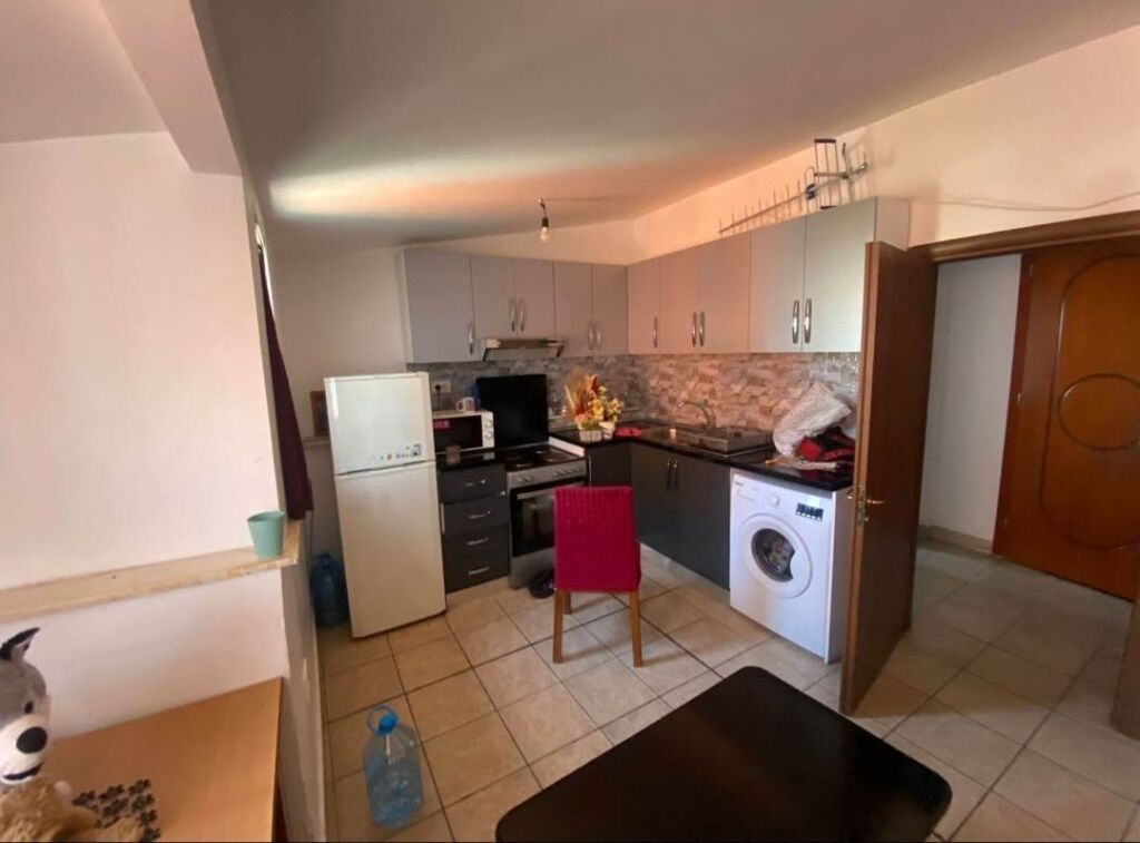 APARTMENT 1+1 FOR RENT - KAMEZ CENTER