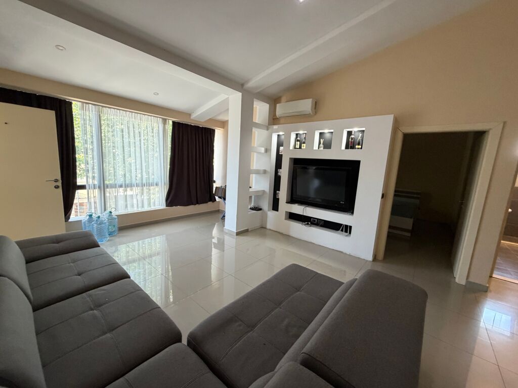 Apartment 1+1 for rent in Sauk  📍 Location: Sauk 🏢 Floor: 2 🏠 Typology: 1+1 💶 Price: 400€ / month (non-negotiable)  