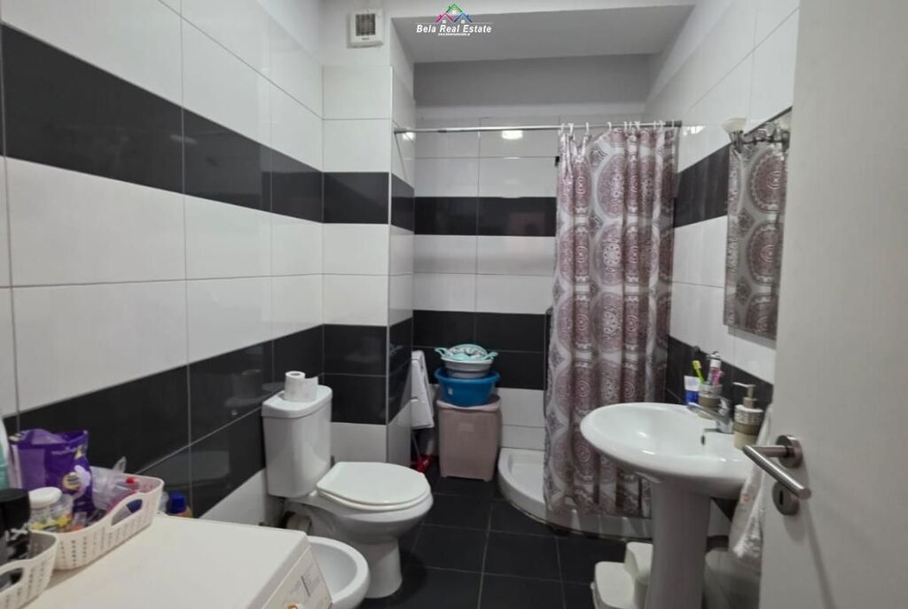 Apartament Me Qera 2+1 Tek Qytet Studenti (ID B2201921) Tirane