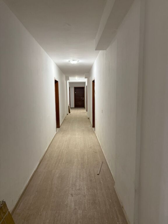 Shitet apartament 2+2+ ballkon Laprake