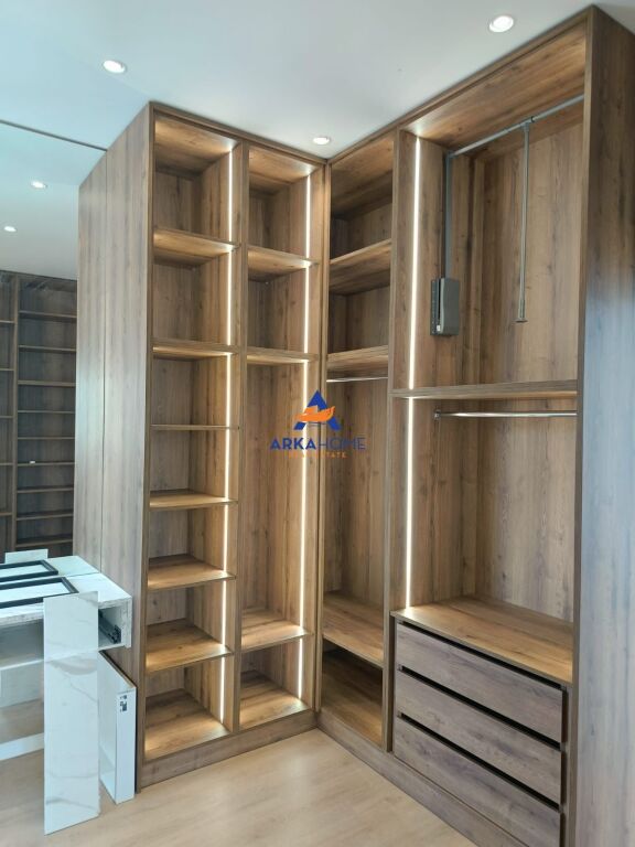 JEPET ME QIRA VILË PREMIUM "REZIDENCA GREEN VALLEY, LIQENI I THATË " 3000 EURO