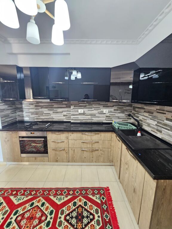 SHITET APARTAMENT 2+1 TEK KOMPLEKSI ROTONDO -  PLEPA, DURRËS