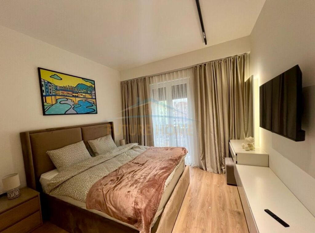 Qera, Apartament 2+1+2, Kompleksi Orbital , Stacioni i Trenit, Tiranë.