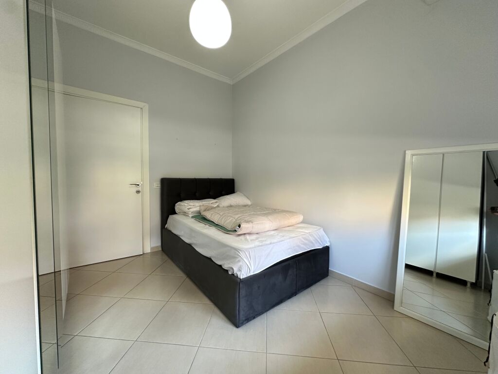 Apartment 2+1 for rent at Komuna Parisit