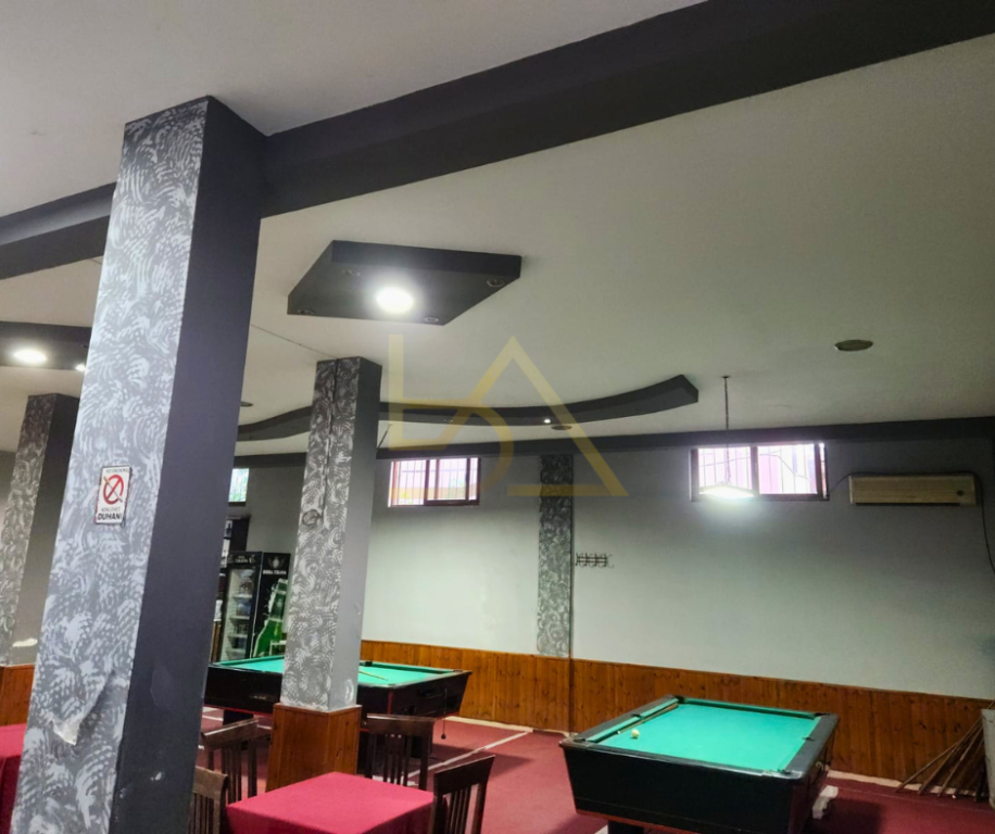 Business Premises for Rent – Porta e Dijes Street, Durres