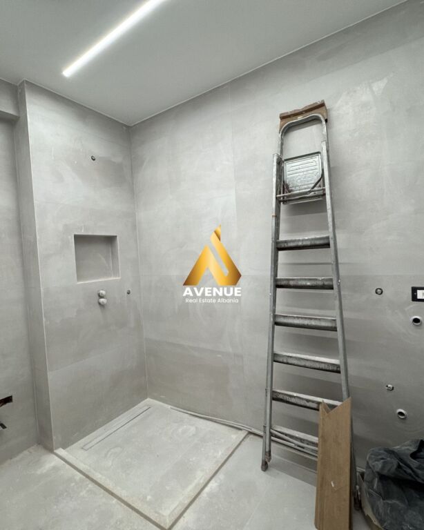 SHITET APARTAMENT 2+1+2 ,ISH EKSPOZITA, TIRANË