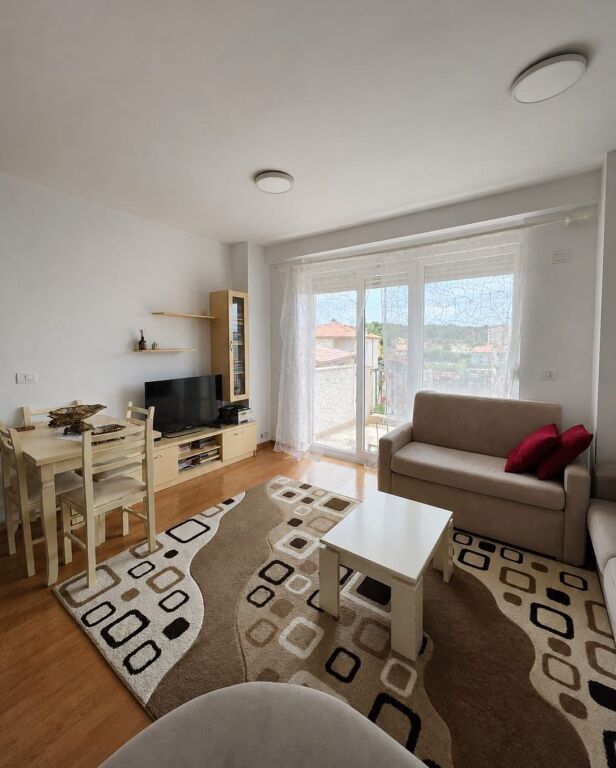 2+1 apartment for rent in Qytet Studenti at Ana Complex