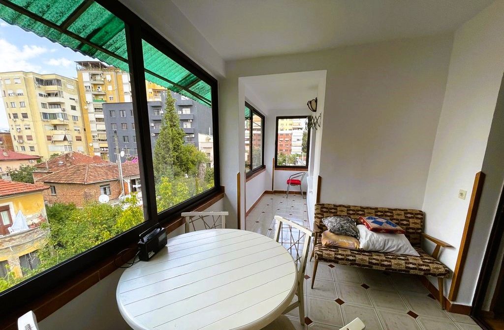 Appartamento 2+1 in affitto a Pazari Ri, Tirana - 550€ | 80 m²
