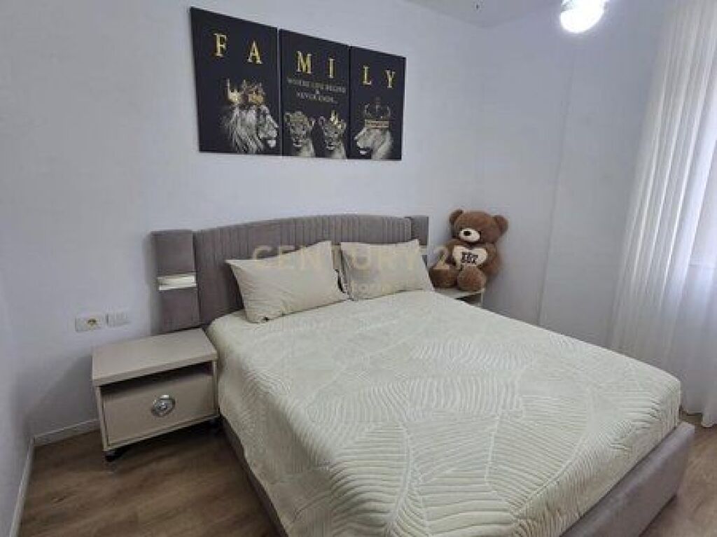 Shitet apartament 1+1, Linze, Pranë Restorant 2 Luanët