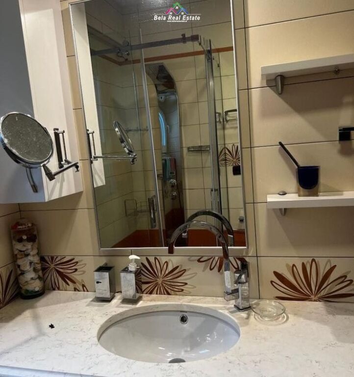 Apartament Per Shitje 2+1 Ne Bllok (ID B120870) Tirane