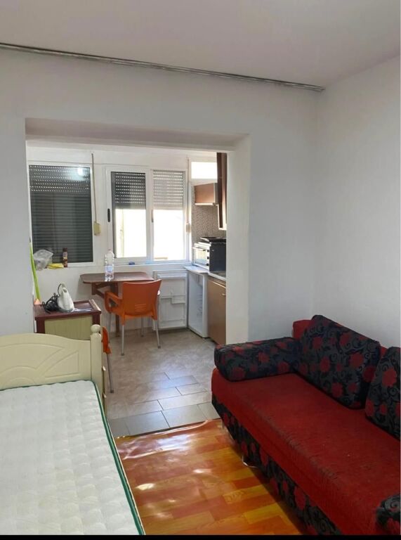 Qera | Garsoniere | Avni Rustemi Square | 320 €/muaj