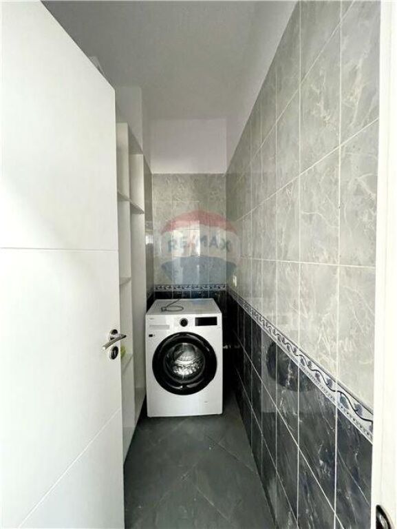 JEPET APARTAMENT 2+1 ME QIRA TEK PETRO NINI !