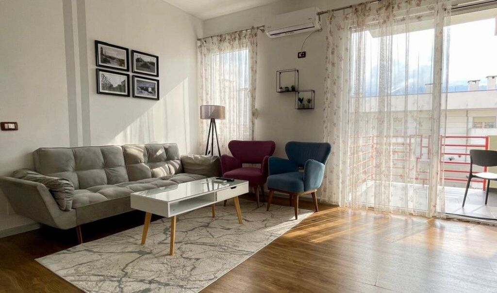 📌 APARTMENT 1+1 FOR RENT – CENTER, PAZAR I RI