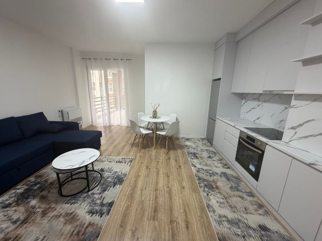 1+1, agli edifici di 88 Laprake, 500 mila lek