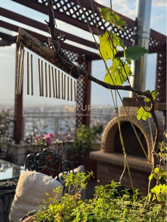 Apartment 3+1+3 Penthouse with Panoramic View for Sale from Tirana Neom142074