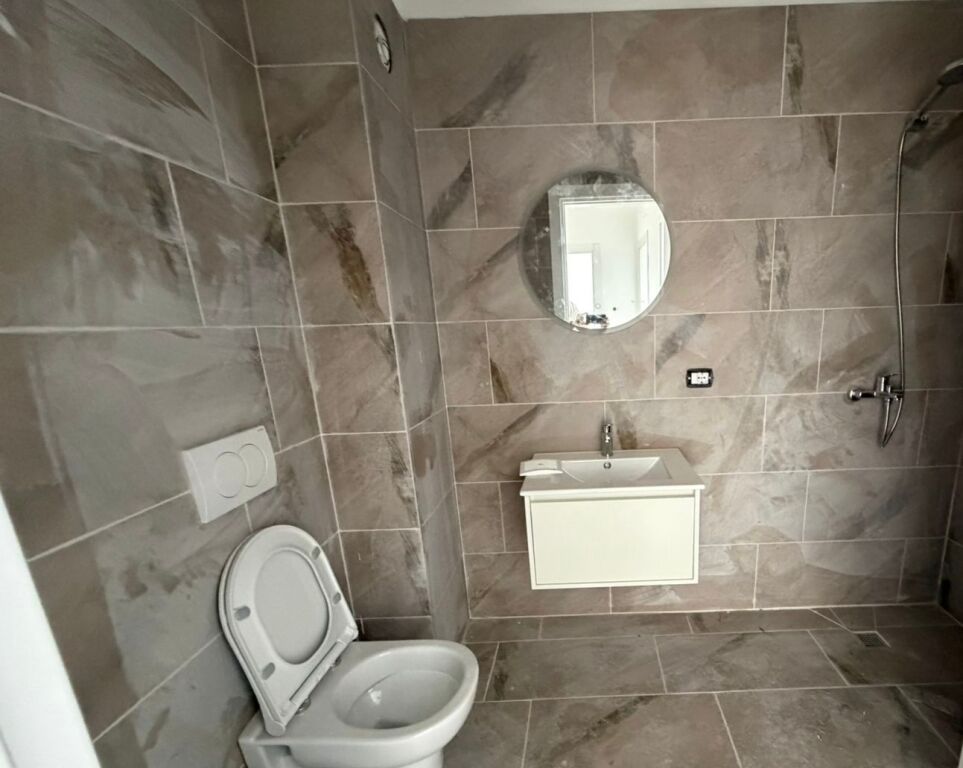 SHITET APARTAMENT 2+1,Sauk