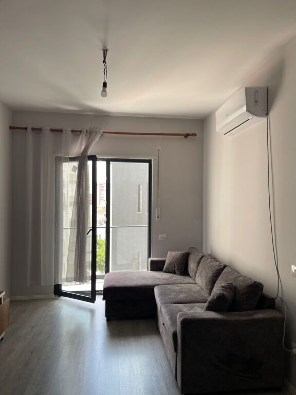 🏡 JEPET ME QIRA APARTAMENT 1+1 – ASTIR, TE RRETHI