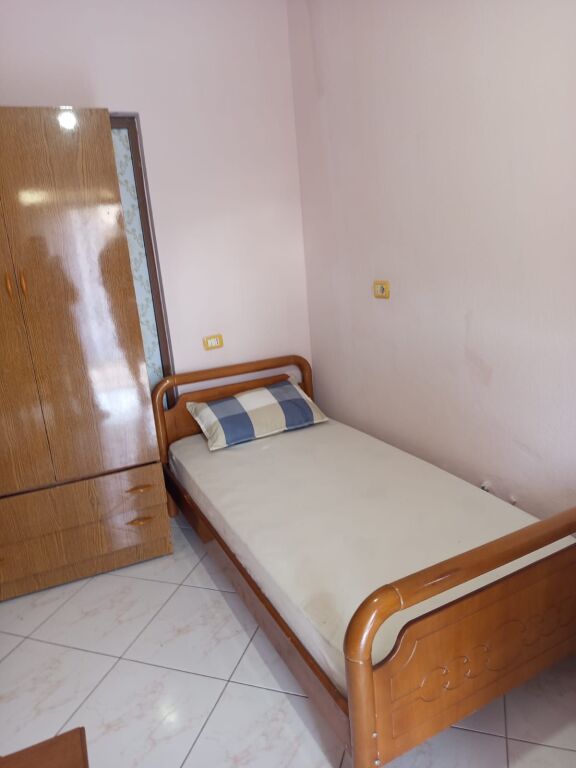 GARSIONERE 17000 LEKE.XHAMLLIK.