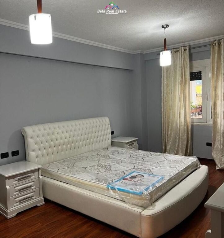 Apartament Per Shitje 2+1 Ne Bllok (ID B120870) Tirane