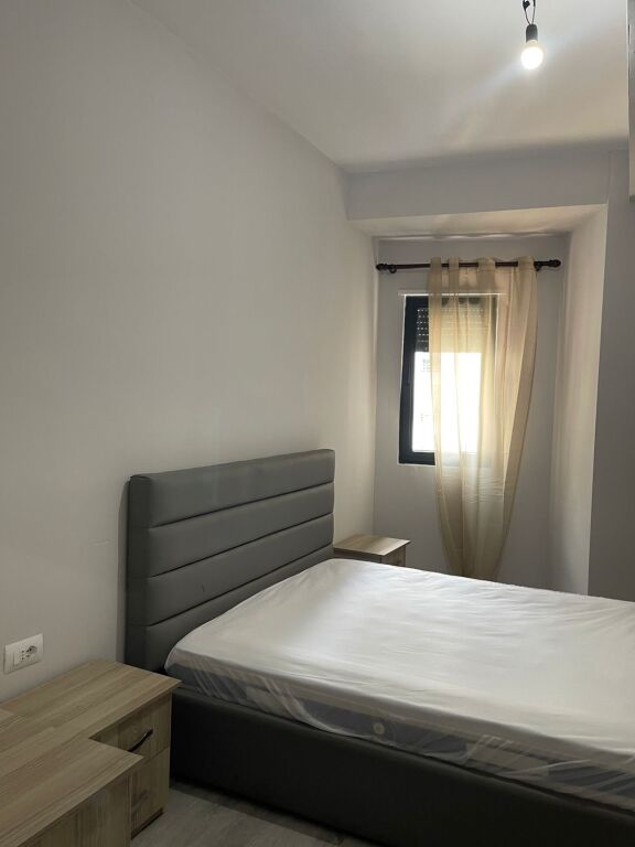 🏡 JEPET ME QIRA APARTAMENT 1+1 – ASTIR, TE RRETHI