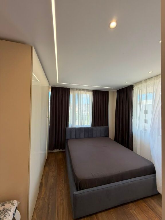 Apartment 2+1 for rent in Sauk të Ri