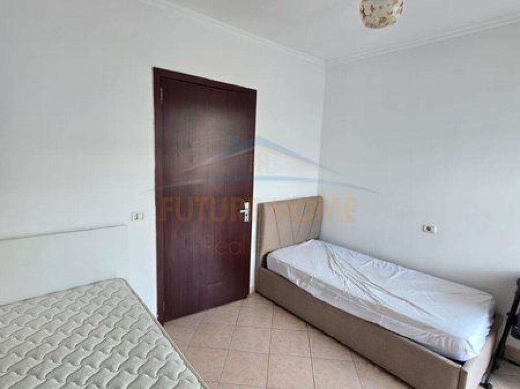 For sale, Apartment 2+1, Unaza e Re