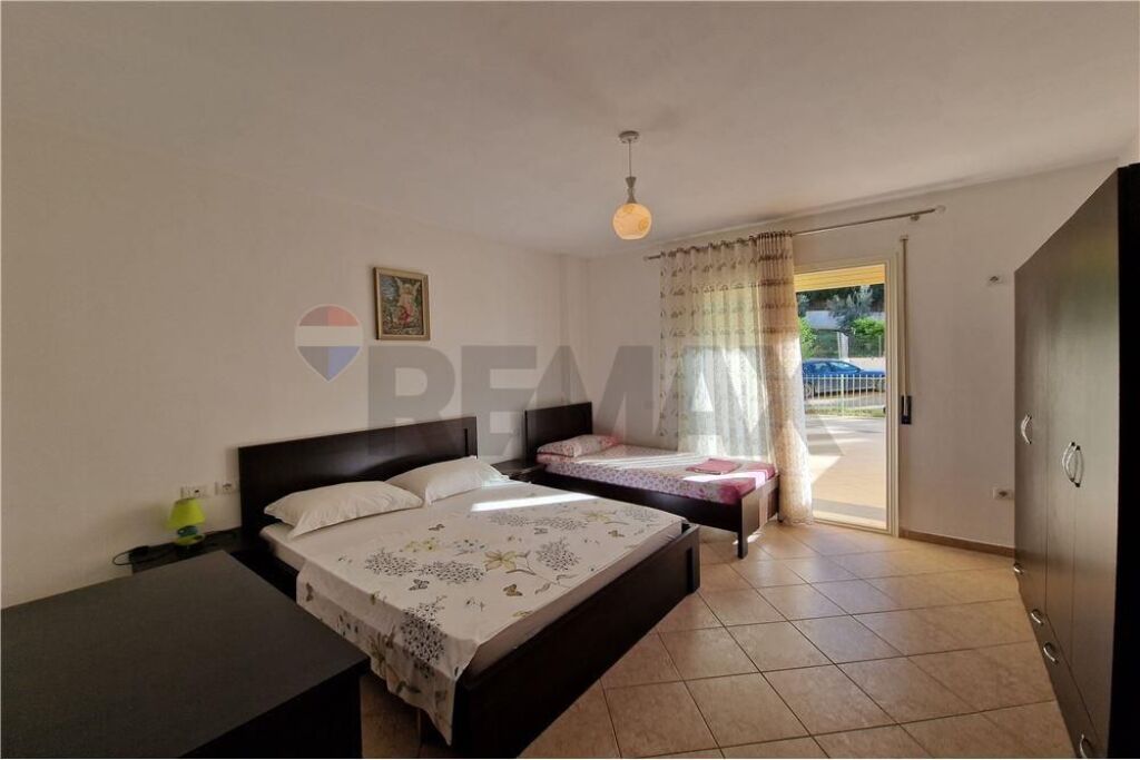 APARTMENT WITH SEA VIEW
