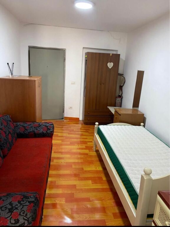 Qera | Garsoniere | Avni Rustemi Square | 320 €/muaj