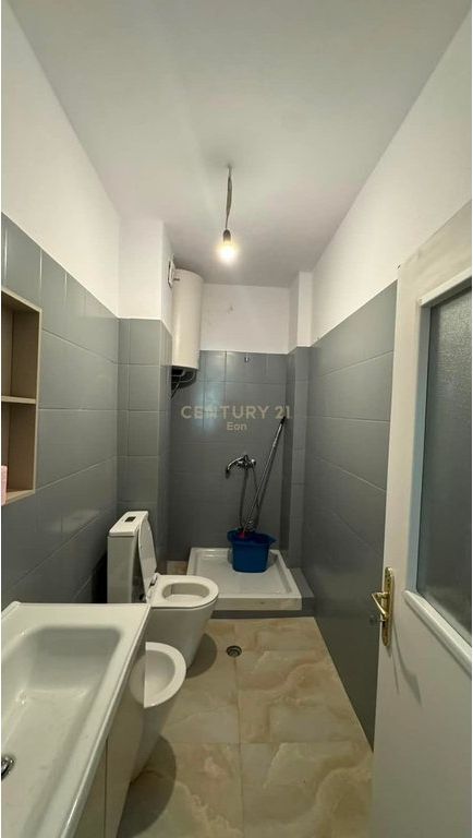Apartament 1+1 Me Qira në Plazh, Durrës !
