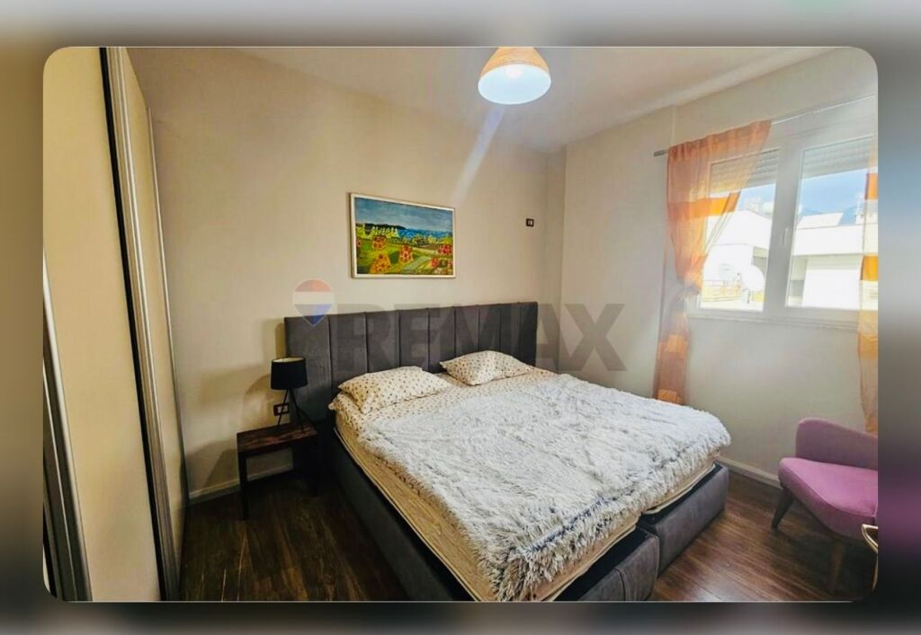 Apartament 1+1 me qira te Pazari i Ri