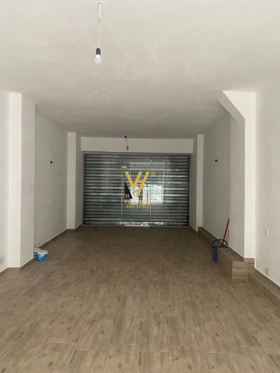 SHITET DYQAN 50 M2 TE PALLATI ME SHIGJETA 187.000 EURO