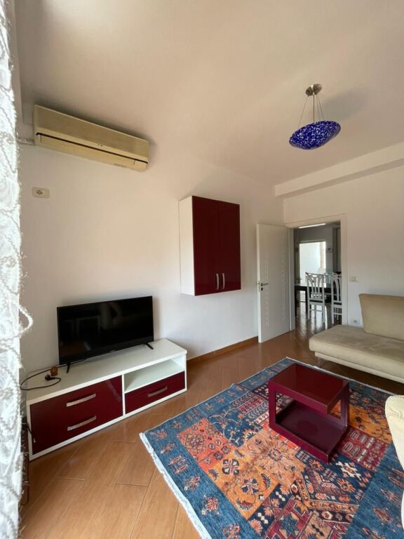 Apartament 1+1 per shitje ne Durres.