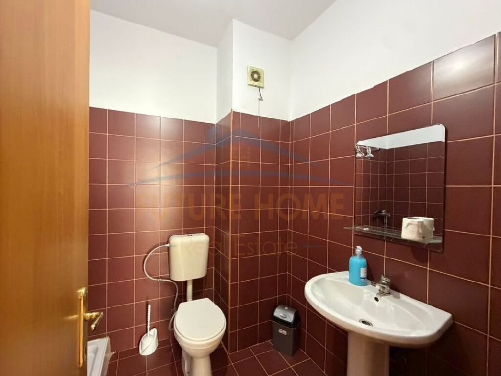 In vendita, Appartamento 1+1, Unaza e Re