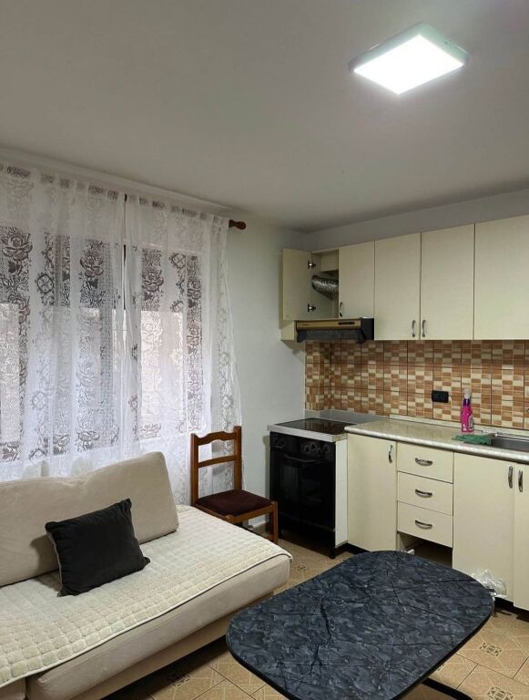 SHTEPI ME QERA 1+1 KATI I DYTE SHTEPI PRIVATE - ALI DEMI, TIRANE