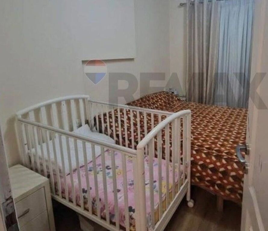 Shitet Apartament 1+1 Mine Peza  përballë Harry Fultz ID: 530601003-209