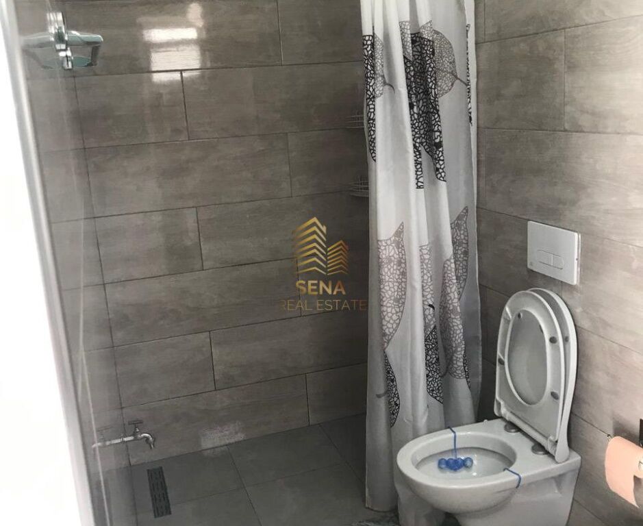 Affitto, Ingresso Privato 1+1+Posto Auto, Ex Mercato Elettrico, 40.000 Lek/mese