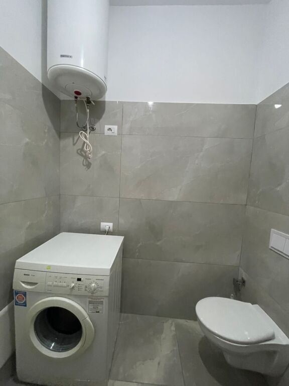 🏡 JEPET ME QIRA APARTAMENT 1+1 – ASTIR, TE RRETHI