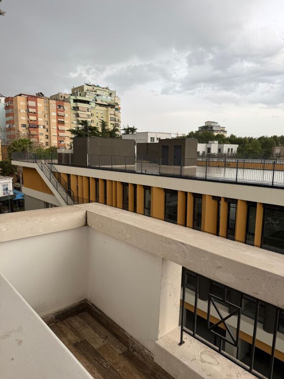 1+1,kat 5 pa ashensore,gjykata e rrethit,600 euro
