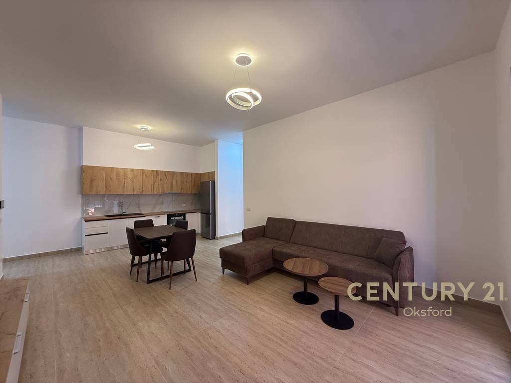 JAPIM ME QIRA APARTAMENT 1+1+POST PARKIMI,TEK KOMPLEKSI "DELIORGJI"!
