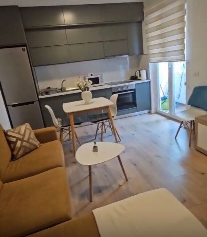 Apartament 1+1 me qira tek Myslym Shyri!
