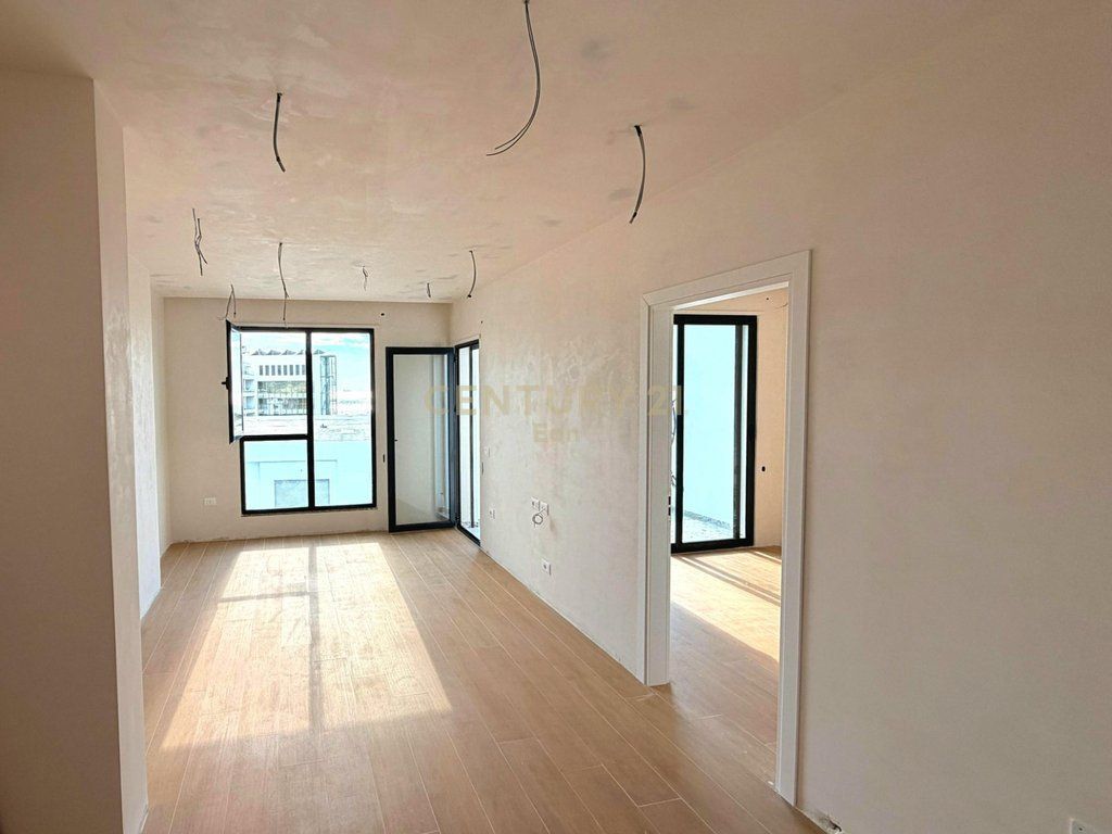 Apartment 1+1 with Sea View 50 meters from the Sea in Golem !
