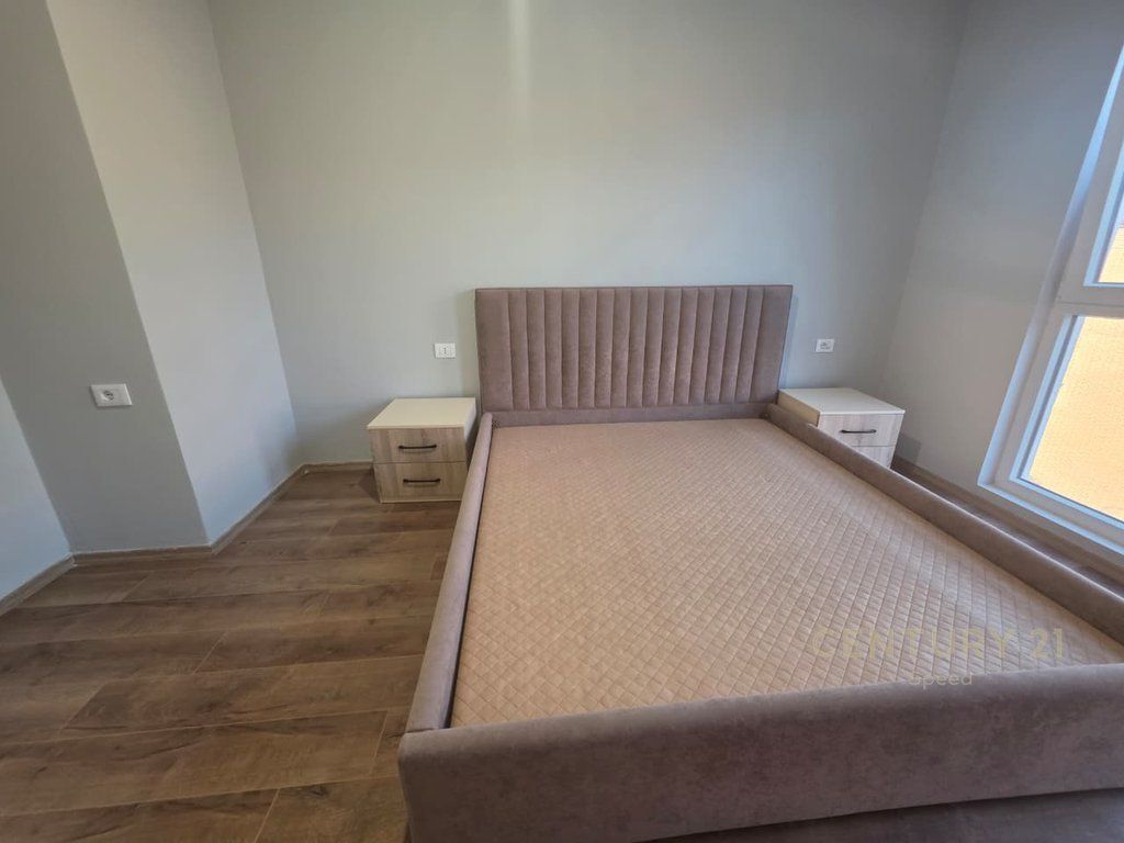 APARTAMENT 2+1 ME QIRA – SHKOLLA E BASHKUAR