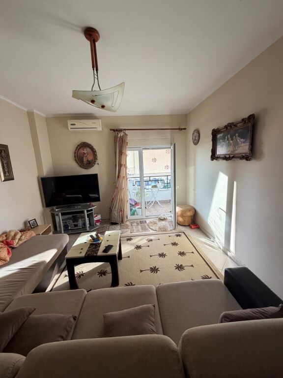 Apartament 1+1 per shitje Hotel Gjermania Durres