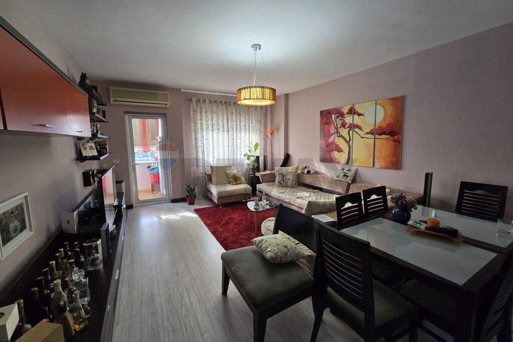 Apartament 1+1 me qera Dritan Hoxha