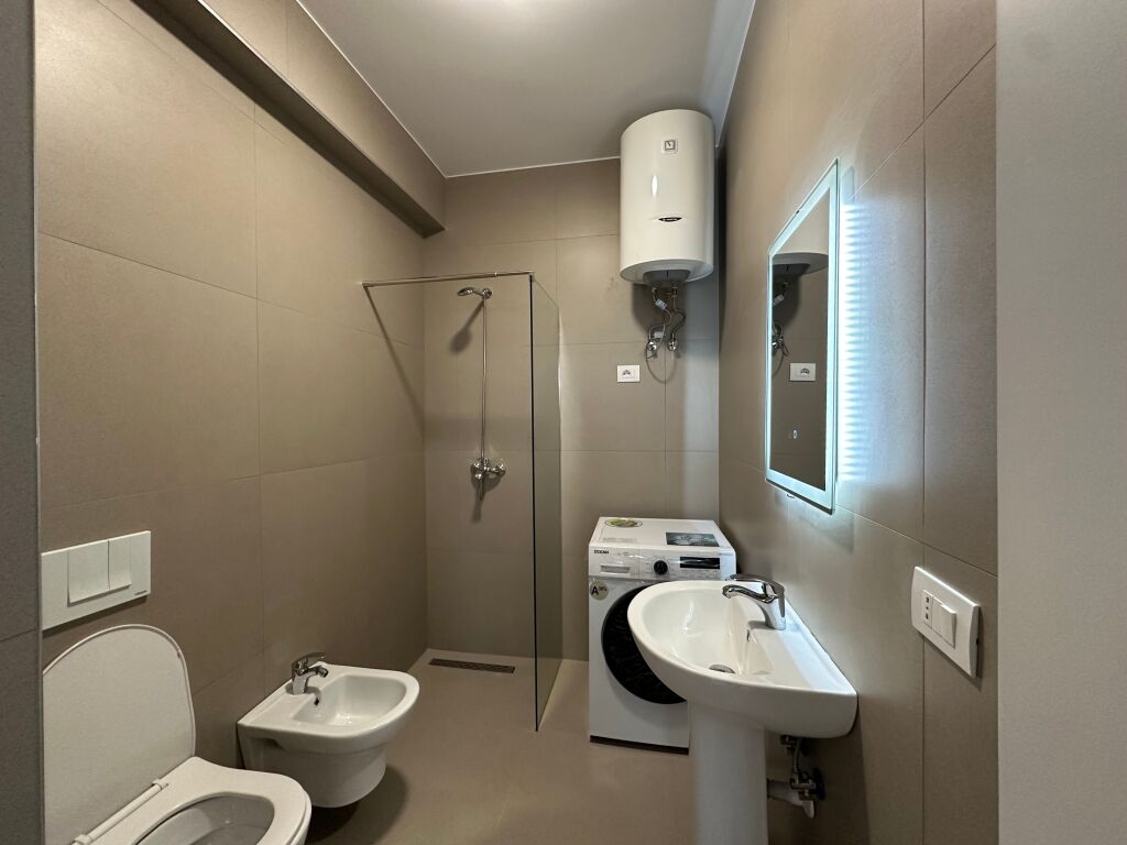 Appartamento 1+1 in Affitto , Astir
